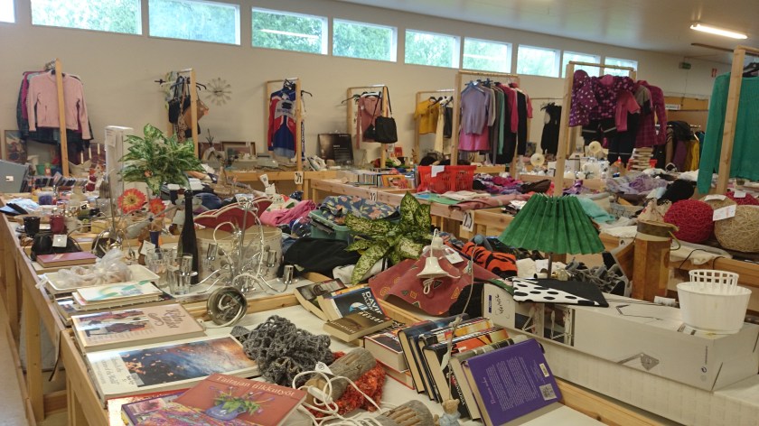 Outlet-myymälä, Reivosen huonekaluhalli